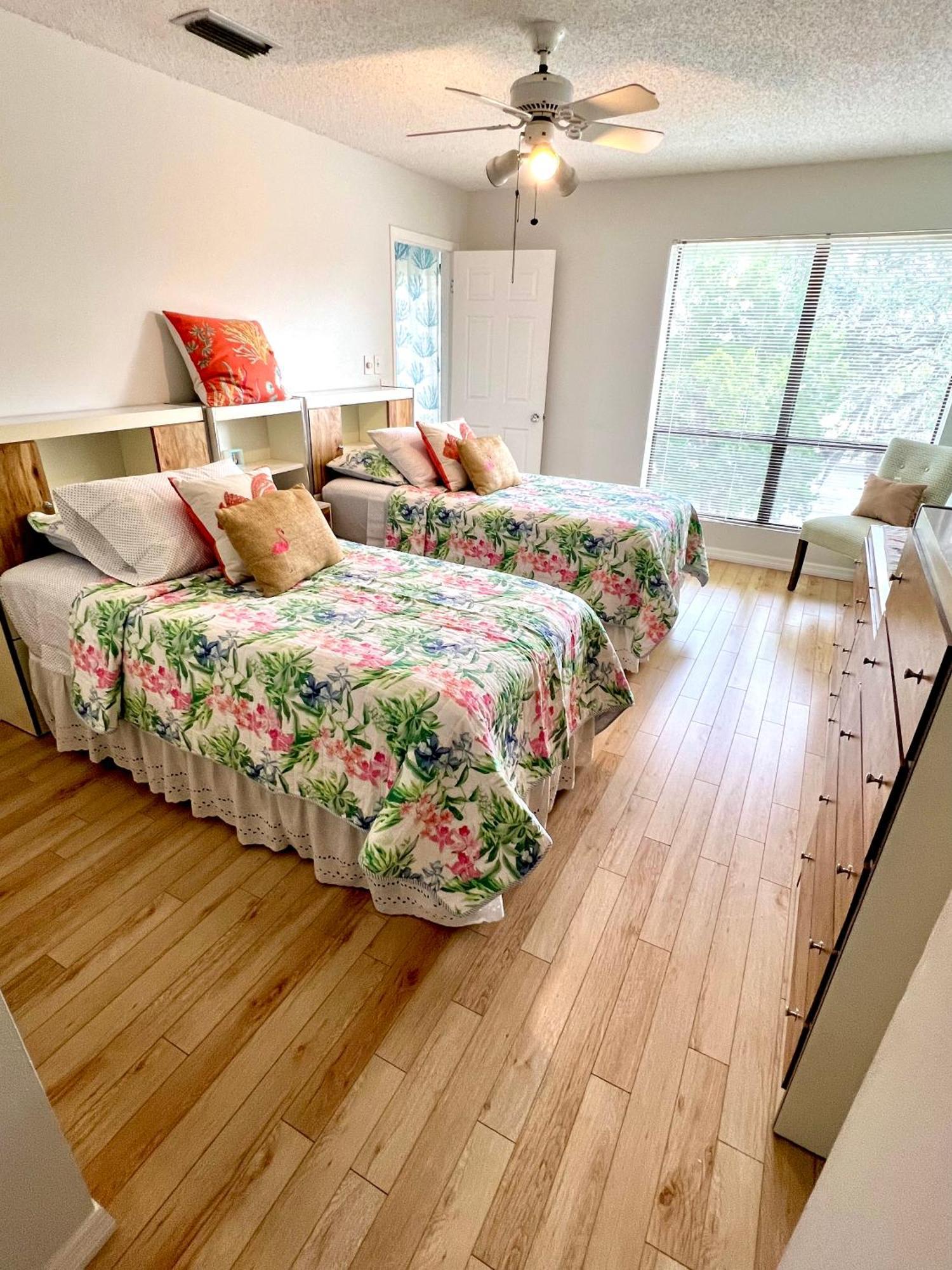 Luxury Waterfront Views - Heated Pool - 1400Sf Duplex - Minutes To The Beach Siesta Key Ngoại thất bức ảnh
